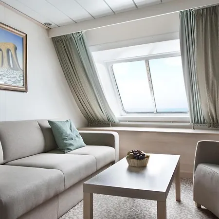 Tallink Ferry - Baltic Queen To Stockholm