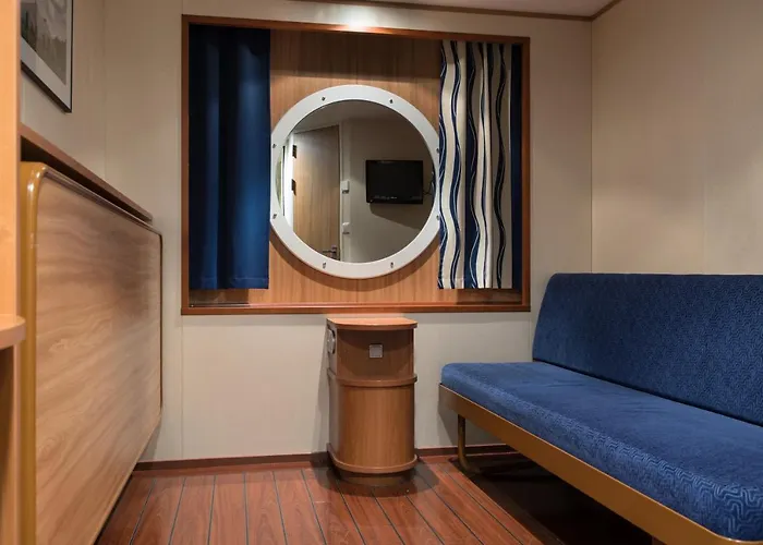 Tallink Ferry - Baltic Queen To Stockholm * Tallinn