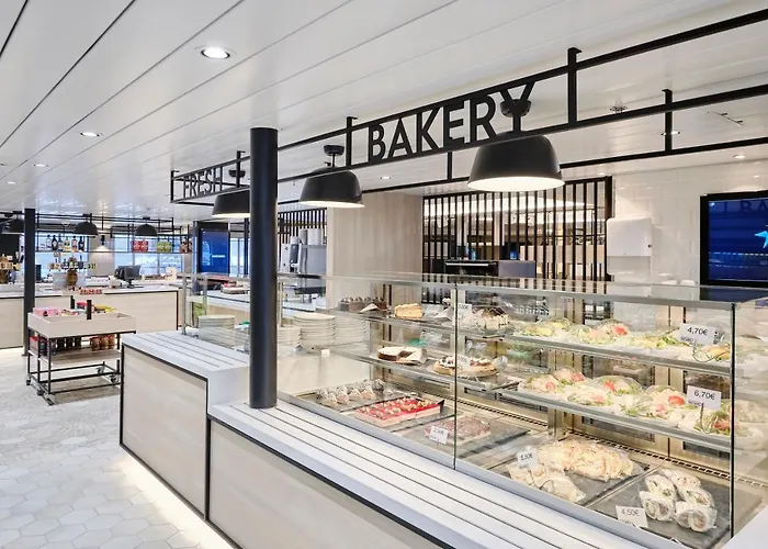 Tallink Ferry - Baltic Queen To Stockholm  Tallinn